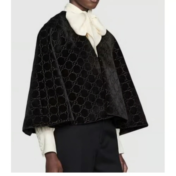 Gucci cape - Picture 4 of 5